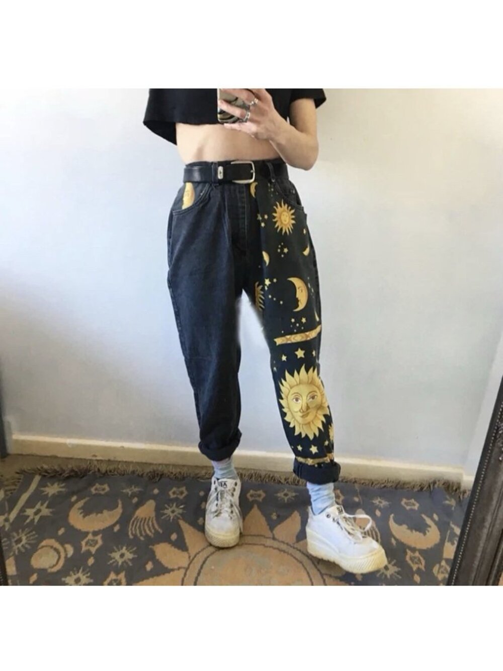 Sun Moon Star Jeans Womens Small 25 Waist Celestial Whimsical Witchy Faded y2k